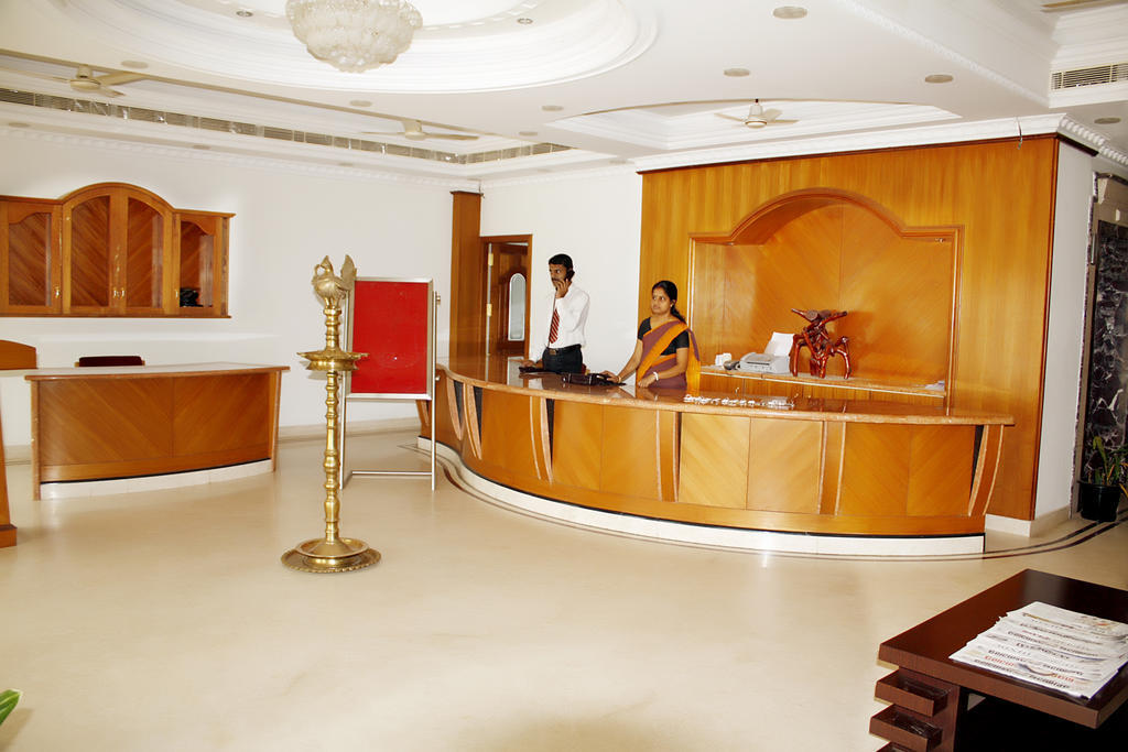 Hotel Prasanth Thiruvananthapuram Kültér fotó